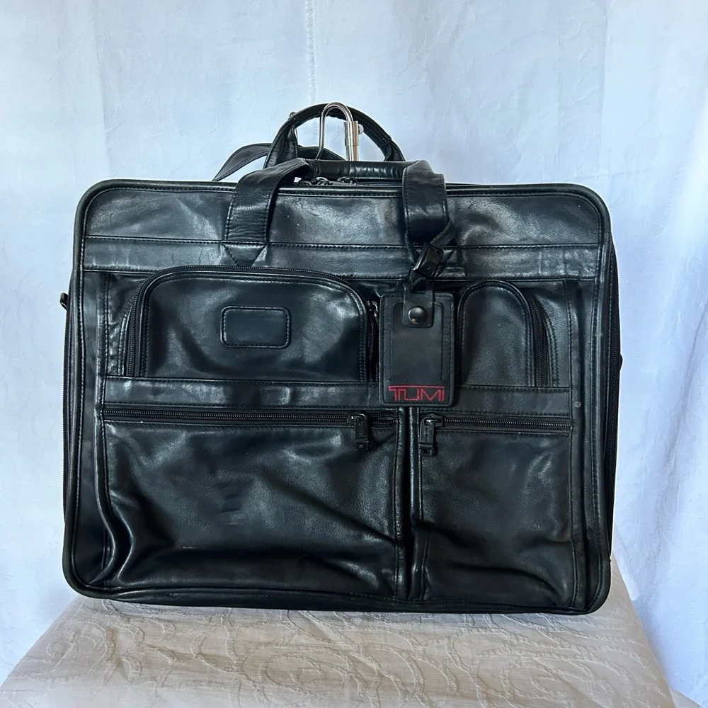 TUMI Classic Black Leather Business Briefcase Organizer.